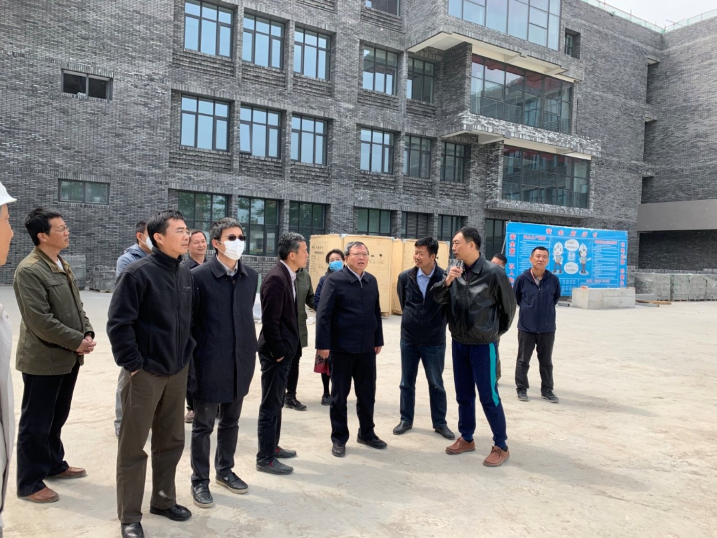 C:\Users\wyp\Desktop\微信图片_20190419135211.jpg